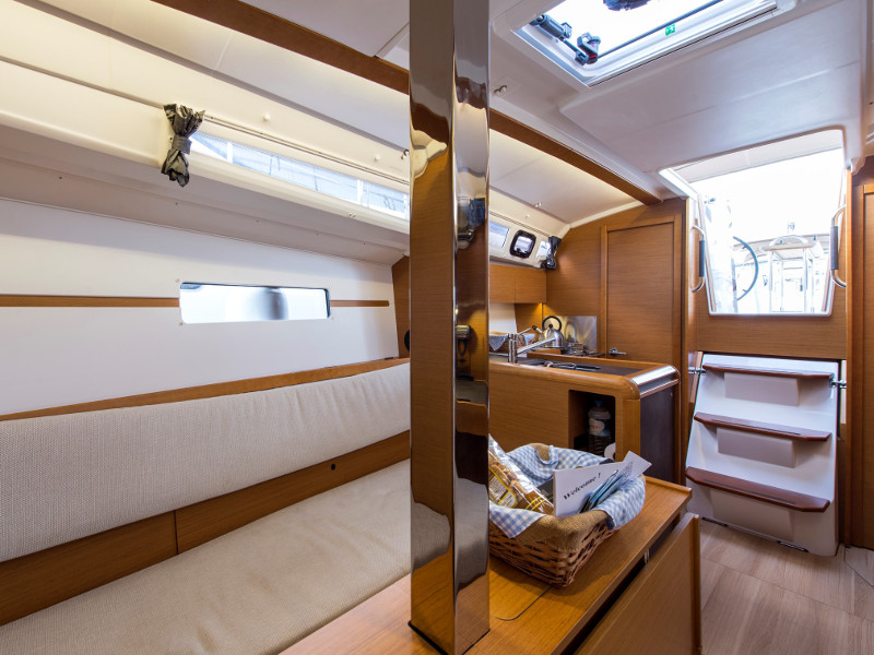 Immagine Sun Odyssey 349
