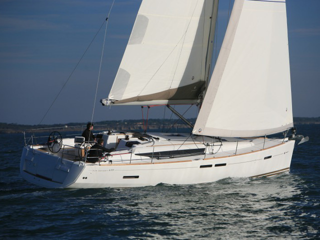 Immagine Sun Odyssey 439
