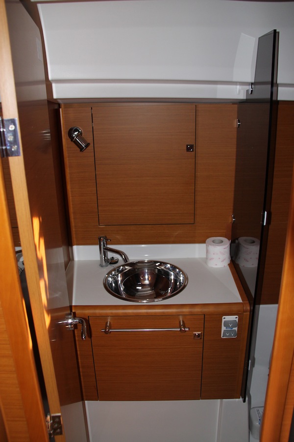 Immagine Sun Odyssey 439