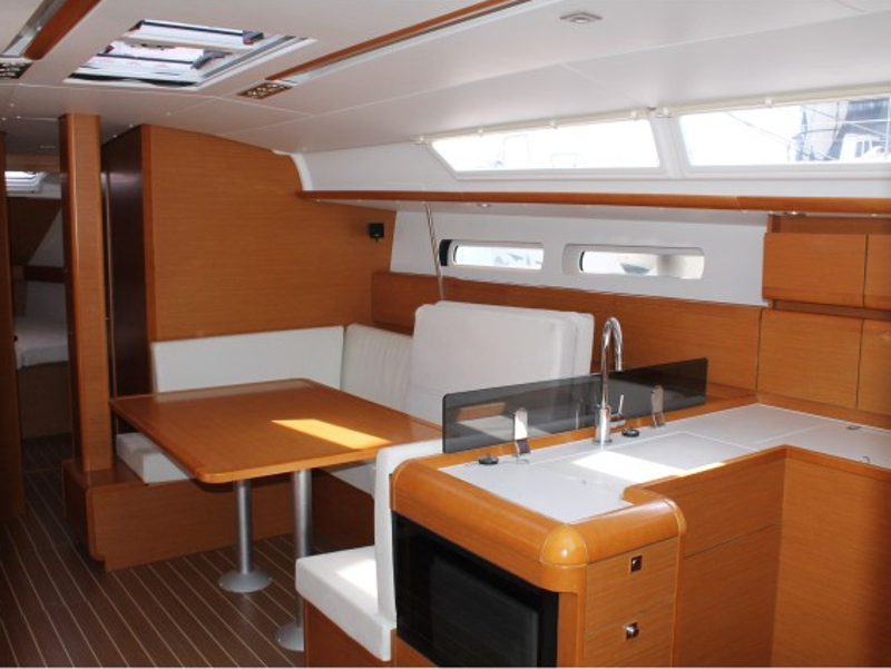 Immagine Sun Odyssey 439