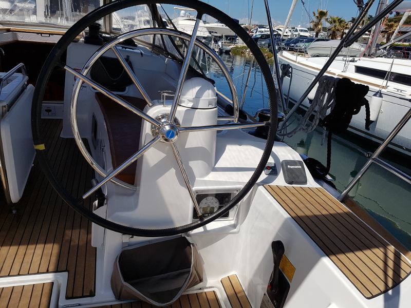 Immagine Sun Odyssey 469