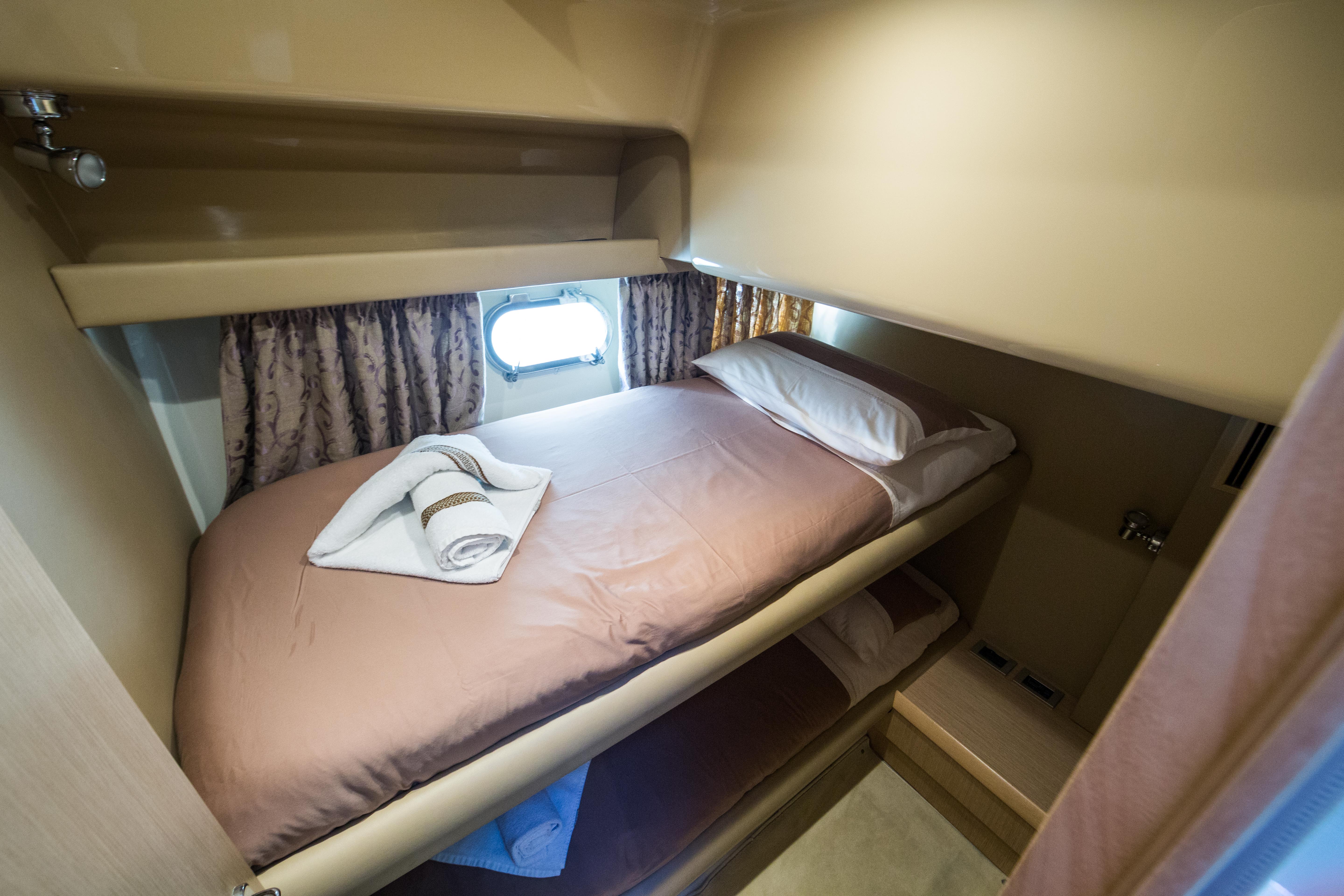Immagine Ferretti 460