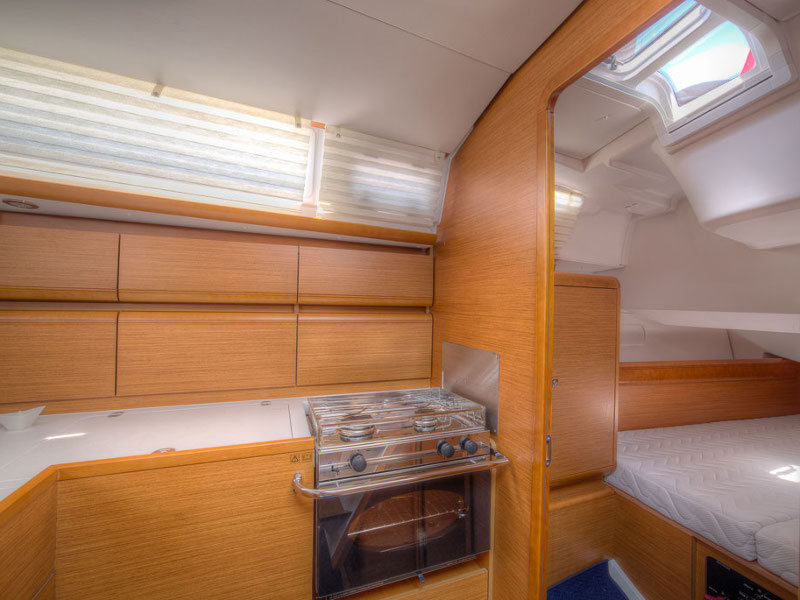 Immagine Sun Odyssey 439