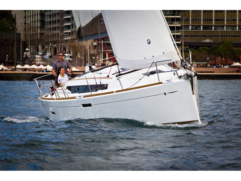 Sun Odyssey 389 image