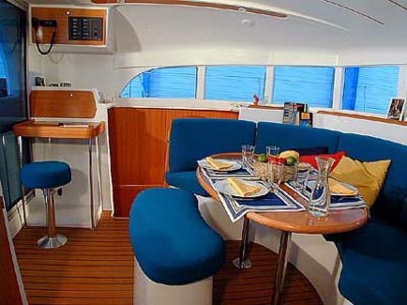 Immagine Lagoon 380