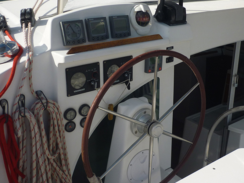 Immagine Lagoon 380