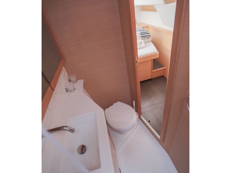 Immagine Lagoon 450
