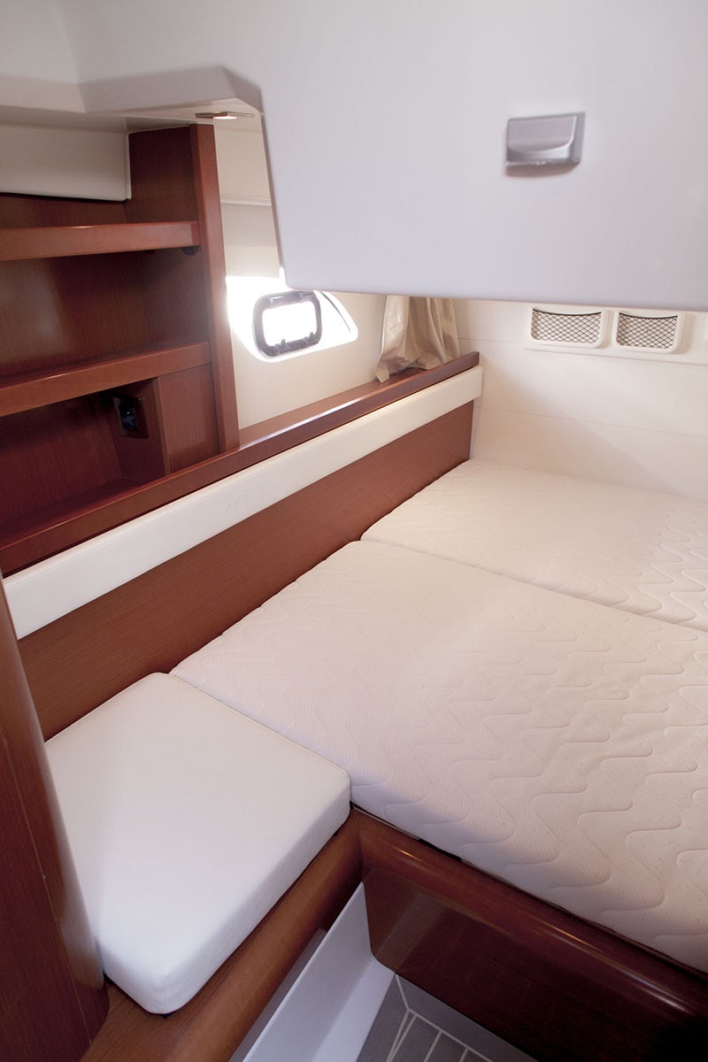 Immagine Beneteau Flyer GT 34