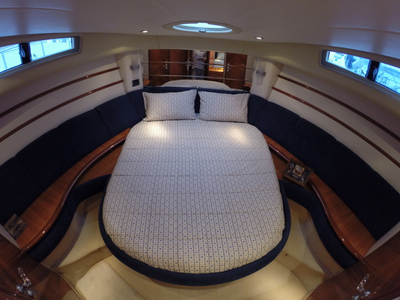 Immagine Azimut 46