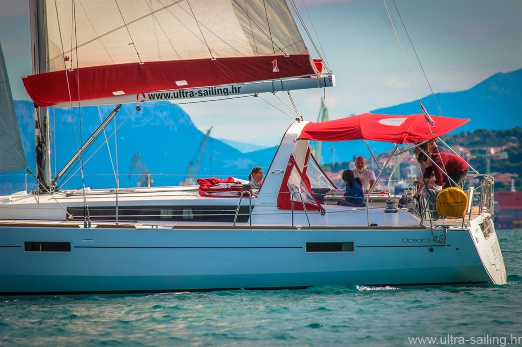 Immagine Oceanis 45