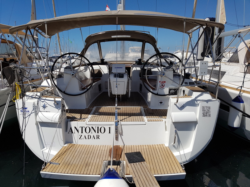 Immagine Sun Odyssey 469