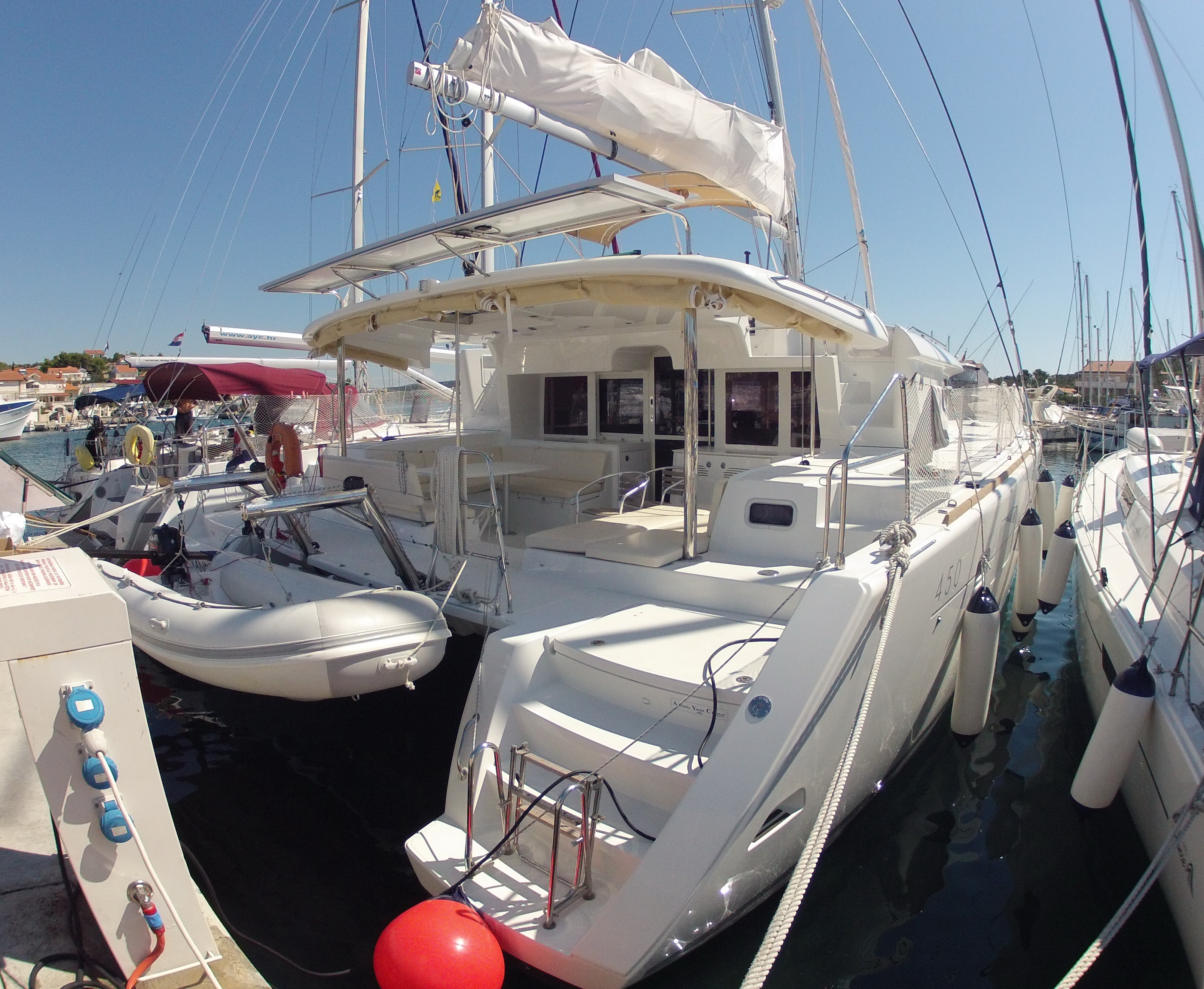 Immagine Lagoon 450