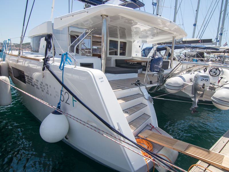 Immagine Lagoon 52 