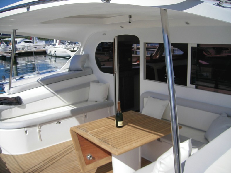 Immagine Nautitech 47